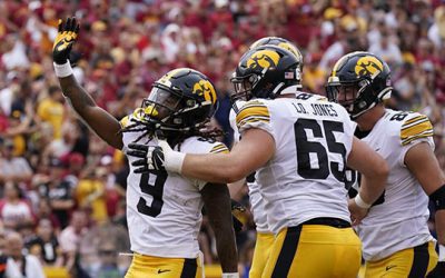 Western Michigan Broncos at Iowa Hawkeyes Pick ATS