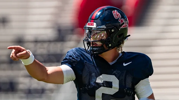 Jaxson Dart QB Ole Miss